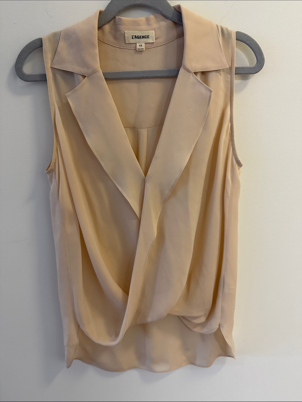 L’Agence Freja Draped Sleeveless Pale Pink Silk Blouse. Size XS.